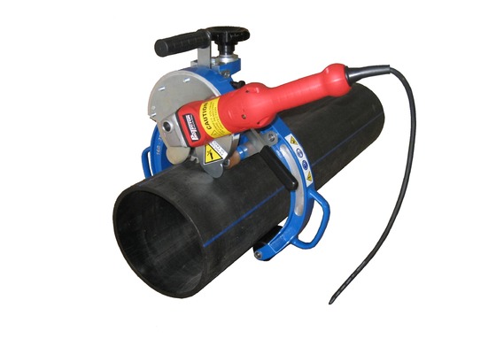 Elektryczny przecinak do rur