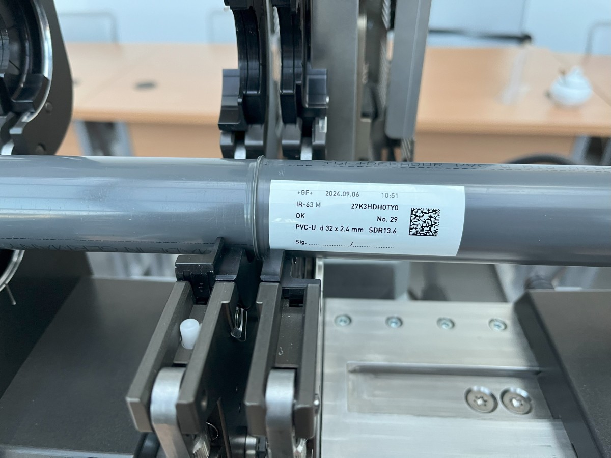 Przykładowy zgrzew rury PVC-U za pomocą zgrzewarki IR 63